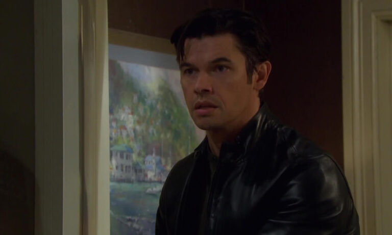 xander walks in on "sarah" and rex days of our lives