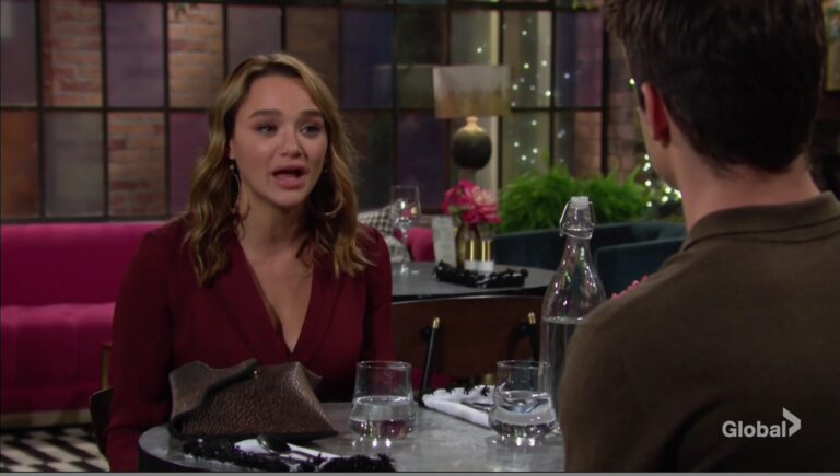 summer tells kyle she's moving young restless
