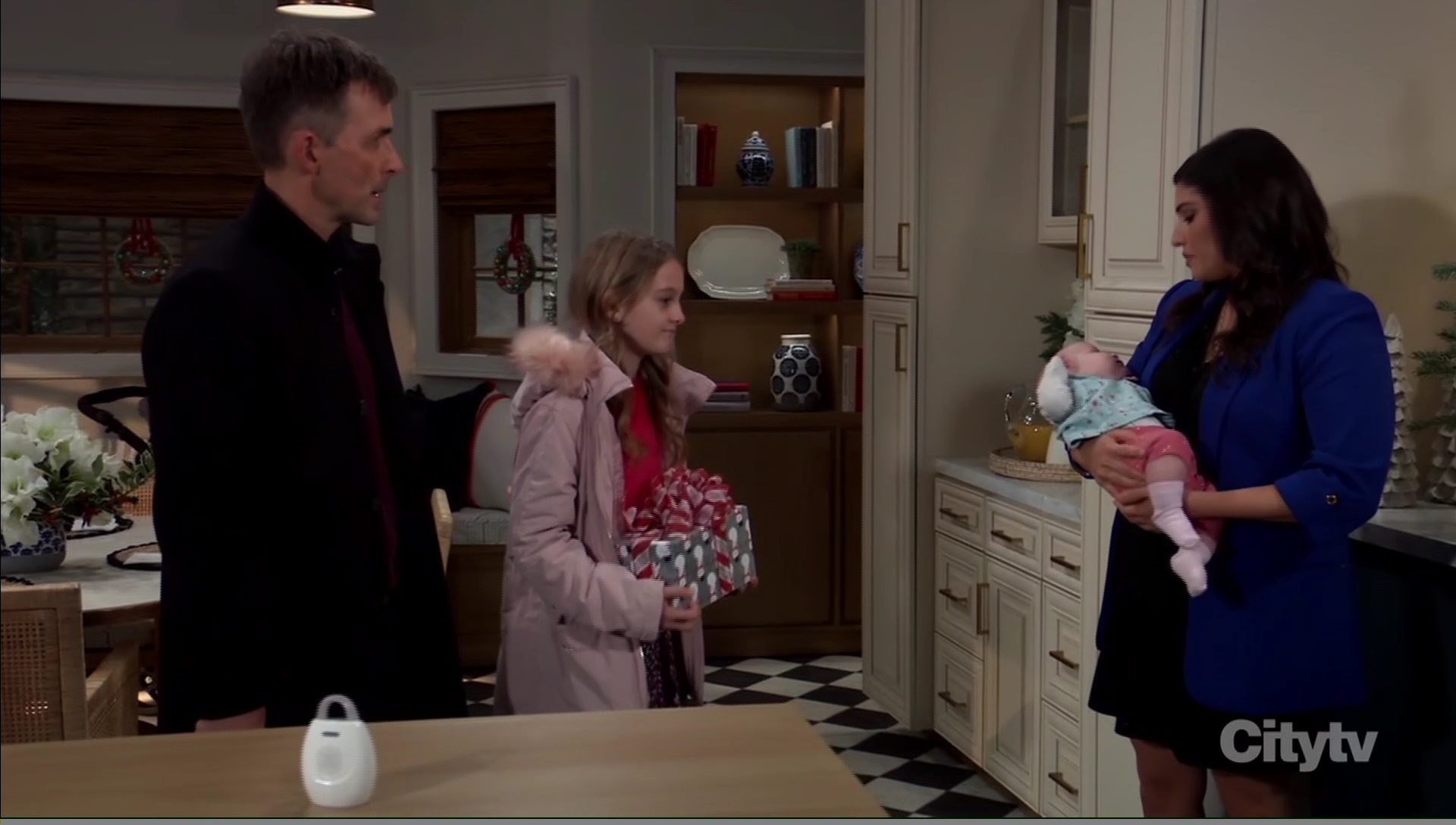 valentin visit bailey -general-hospital-abc-soapsspoilers