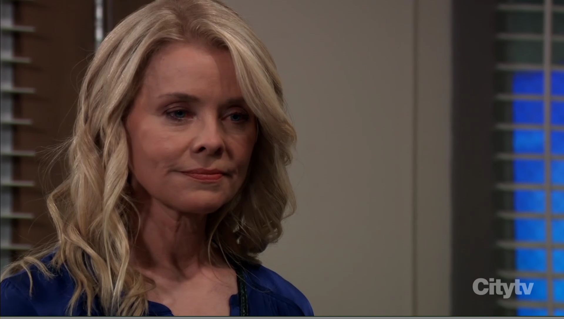 felicia goes to peter at gh general hospital