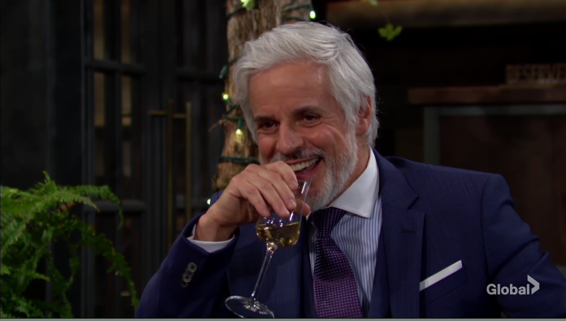 michael laughs kevin jokes standalone young restless