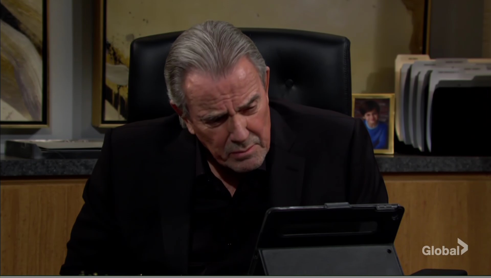 victor learns ashland lies young and restless