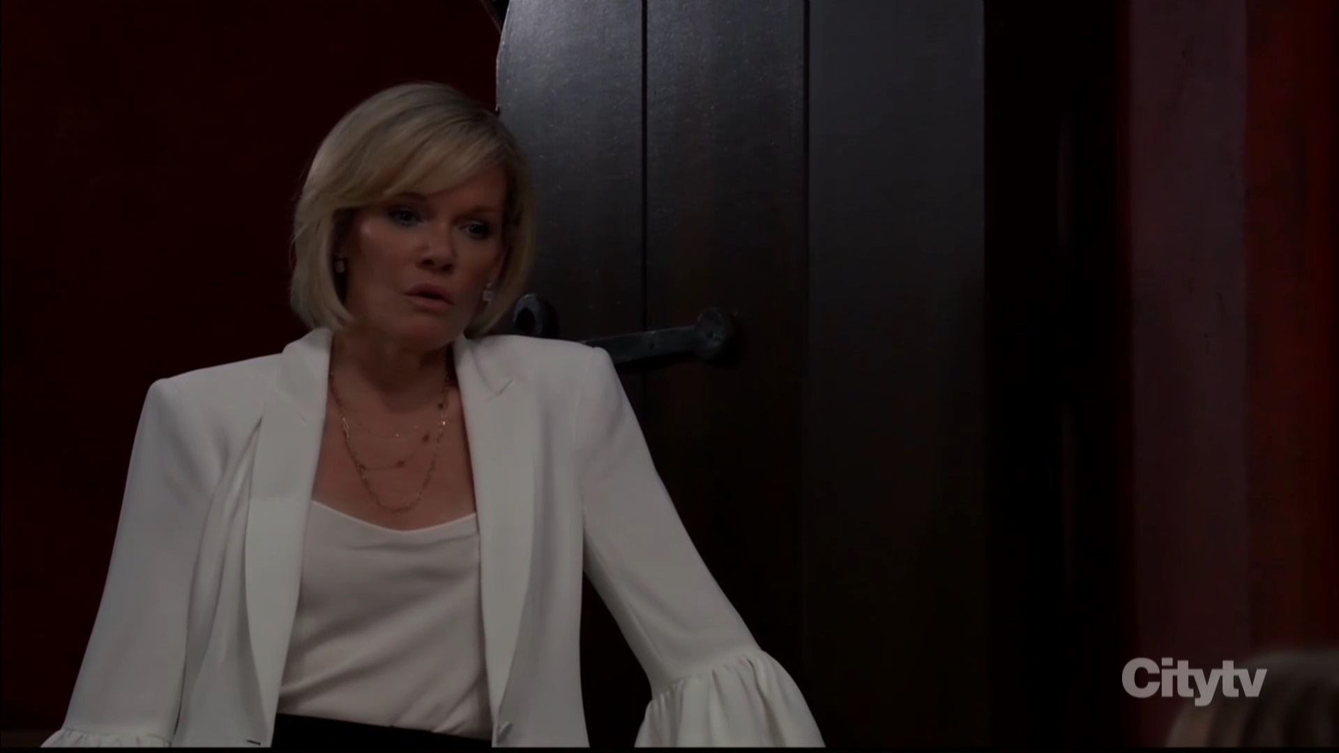 ava catches esme trying to leave gh