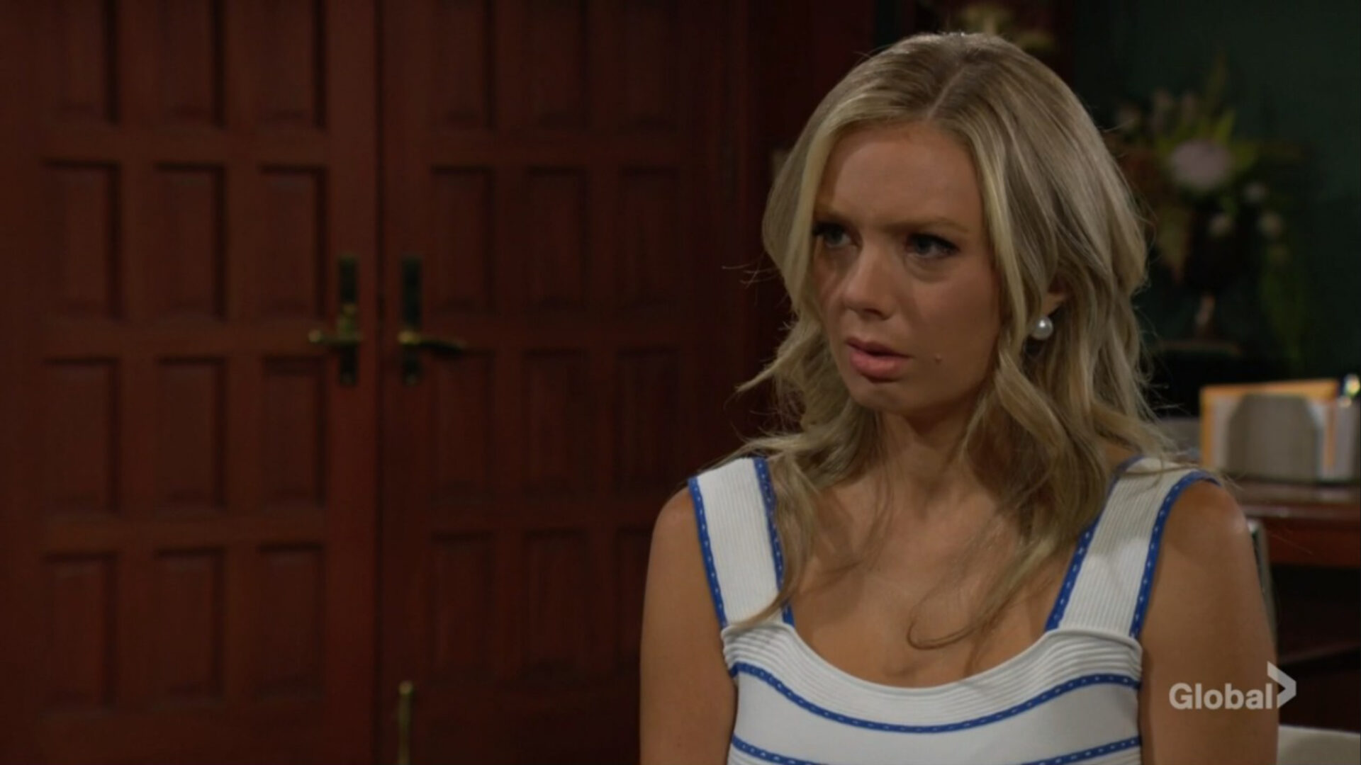 abby learns how locke left young restless
