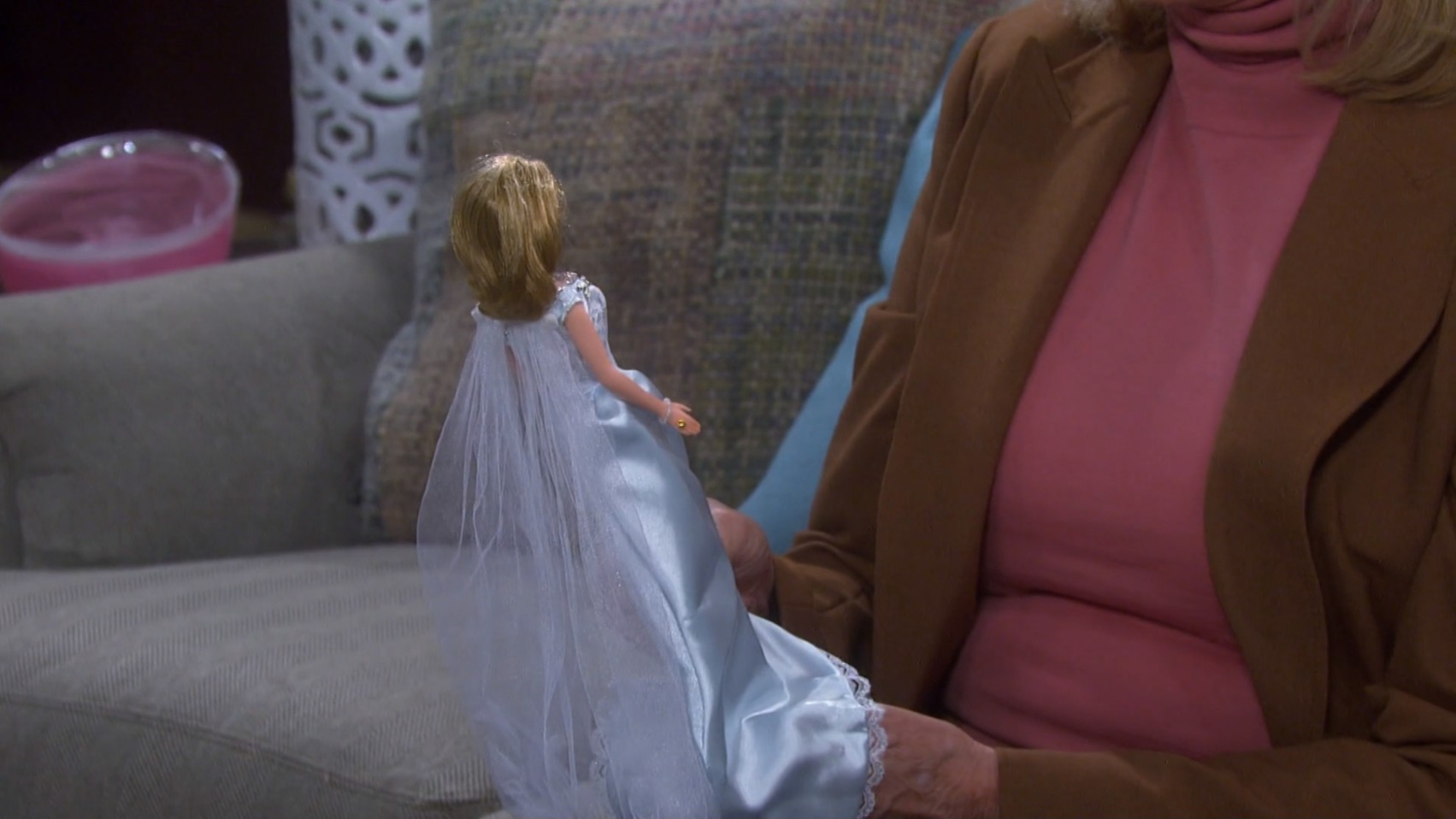 marlena with marlena doll days of our lives recap november 24 soapsspoilers