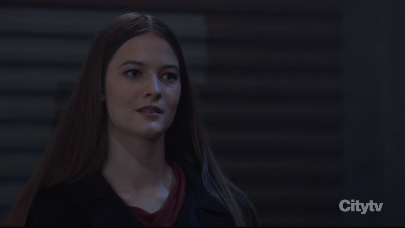 esme sees liz on the pier general hospital abc soapsspoilers