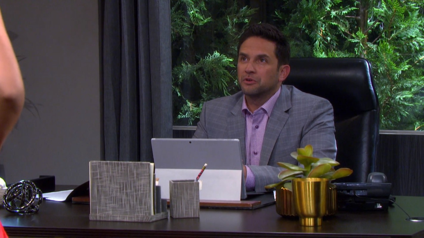 stefan desk days of our lives recap soapsspoilers