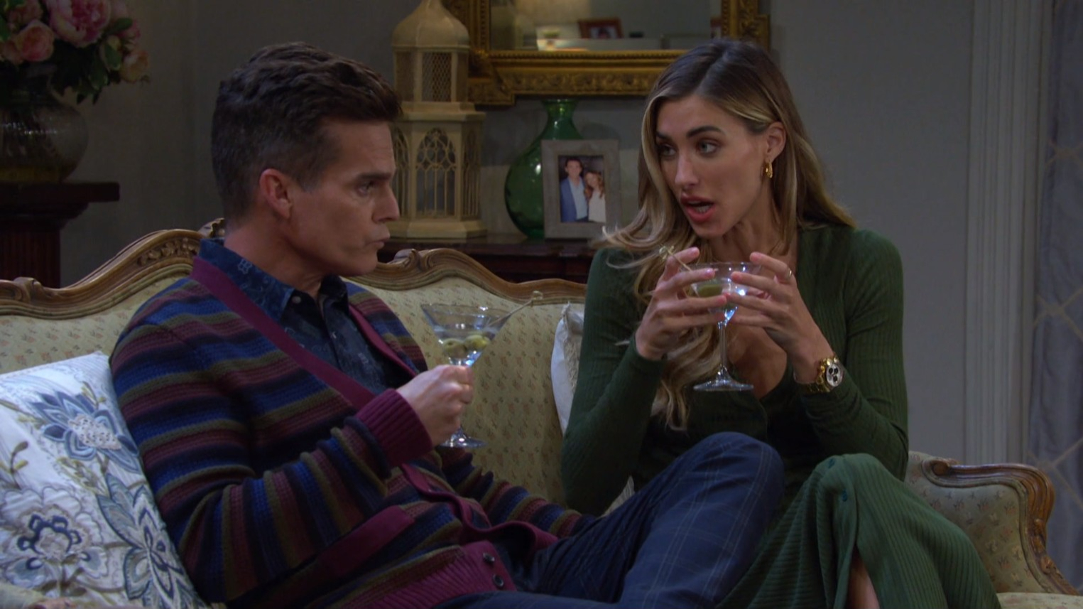 leo and sloan drink martinis days of our lives recap