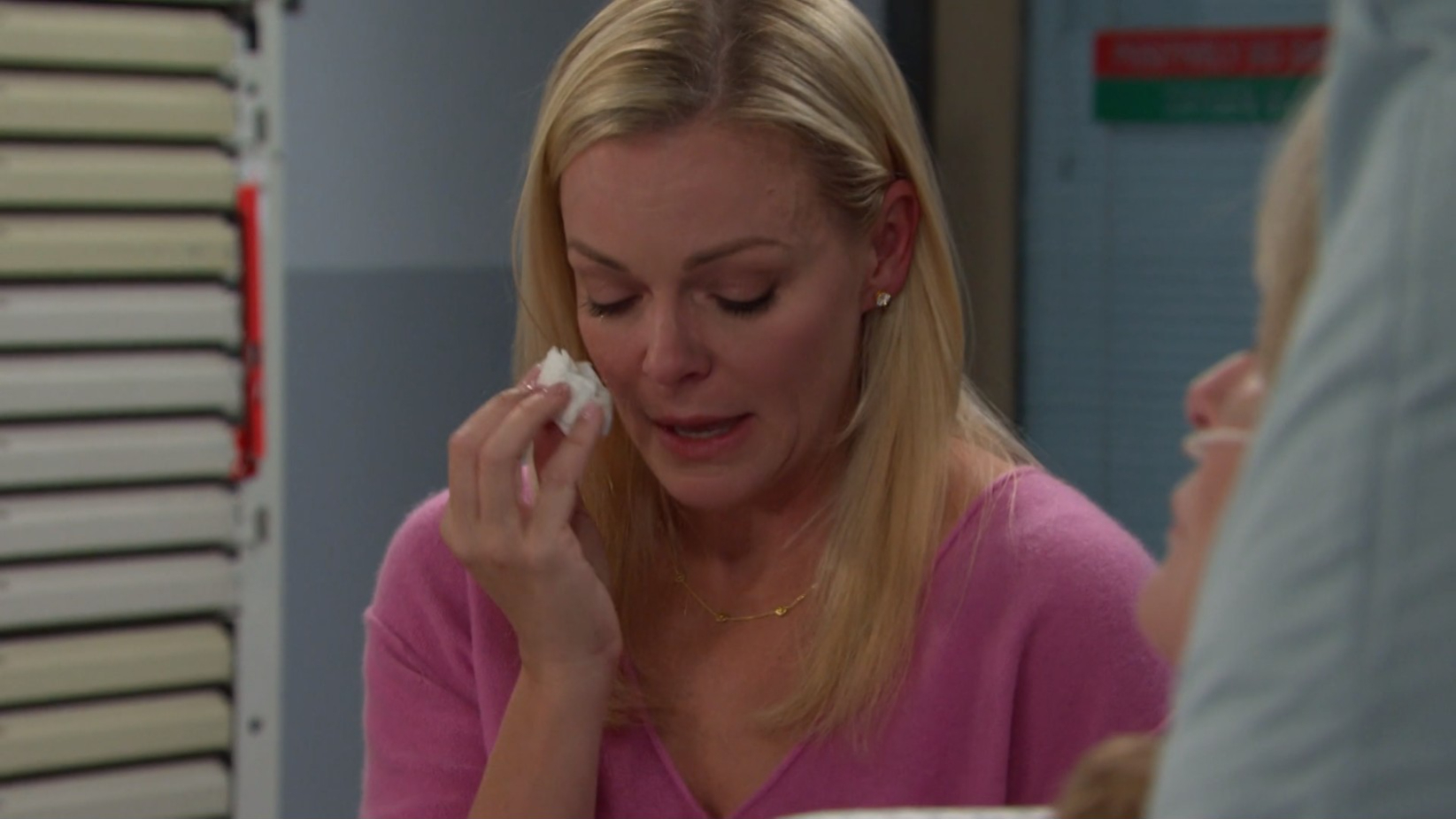 belle cries as she reads secret garden to marlena Days Recaps SoapsSpoilers