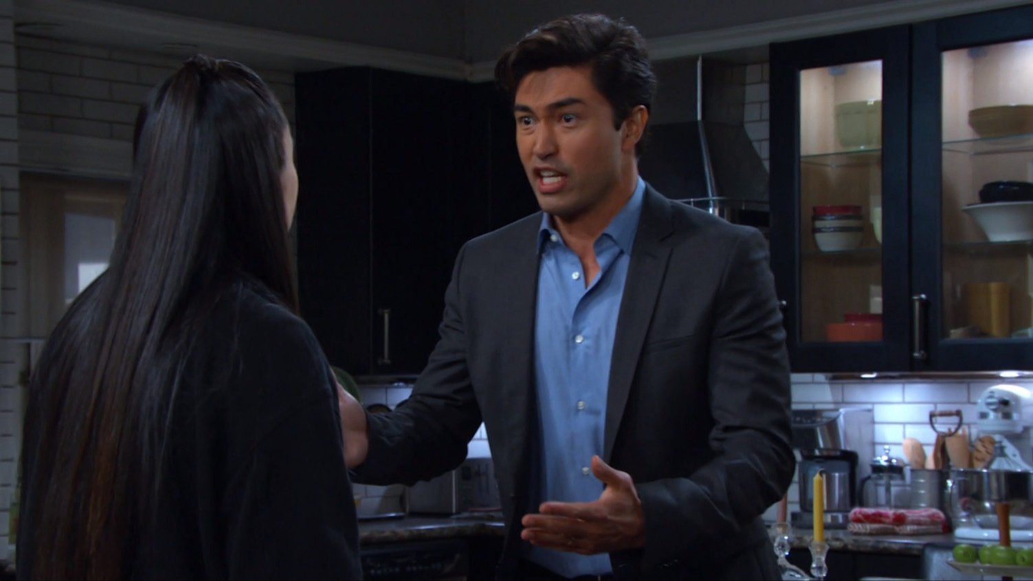 li yells at wendy to help him days of our lives recaps