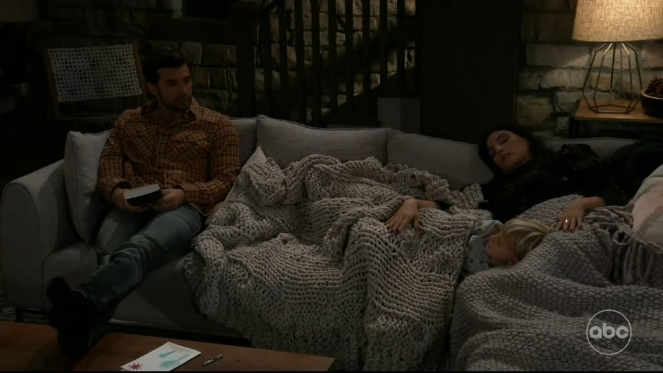 chase reads blq and the kid to sleep GH recaps soapsspoilers