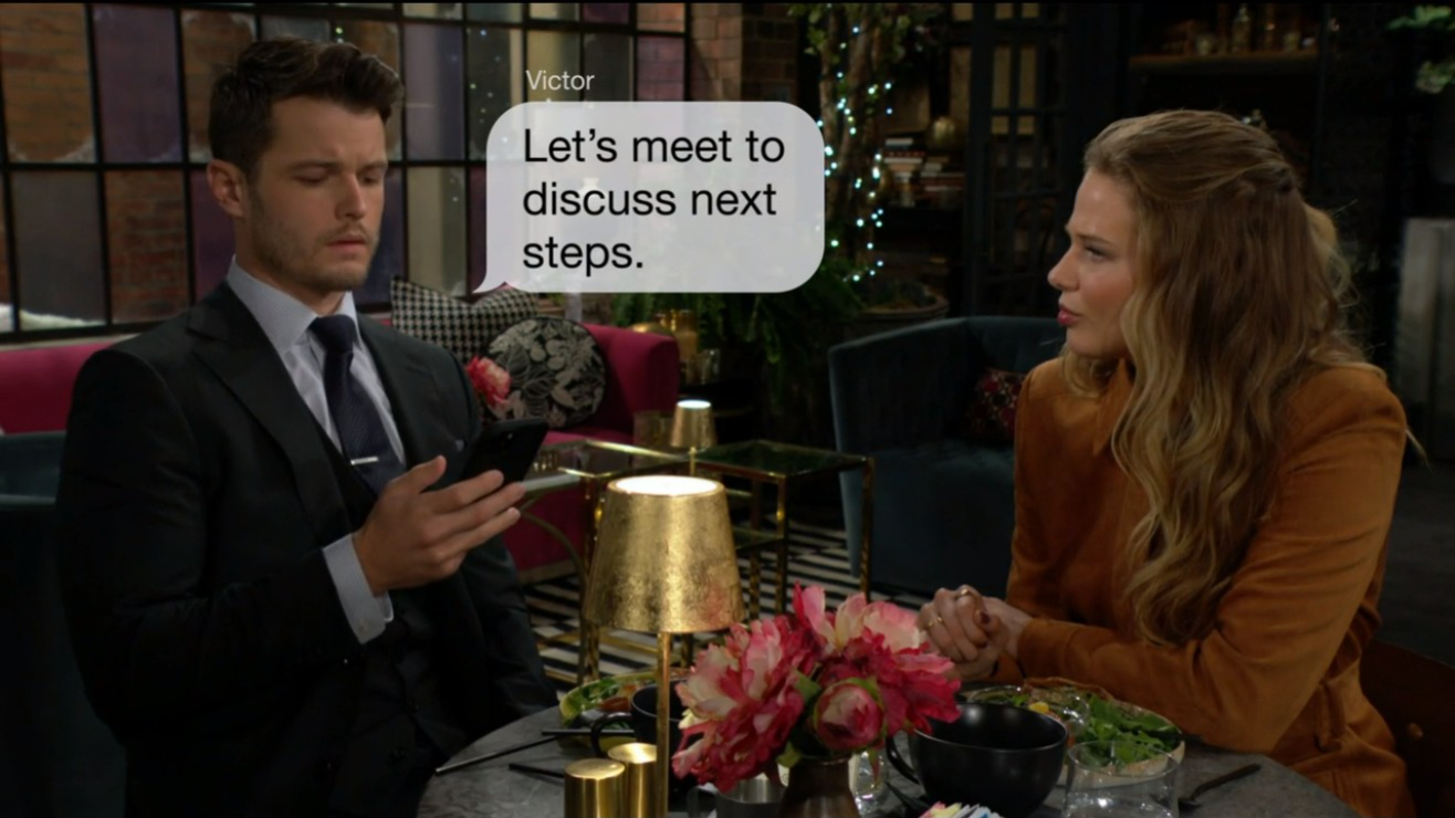 kyle gets text from victor Y&R early recaps