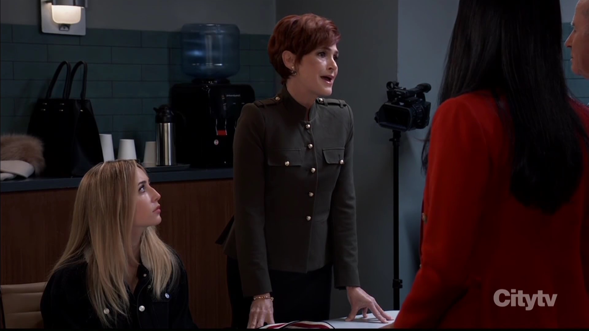 diane with joss police station GH recaps SoapsSpoilers