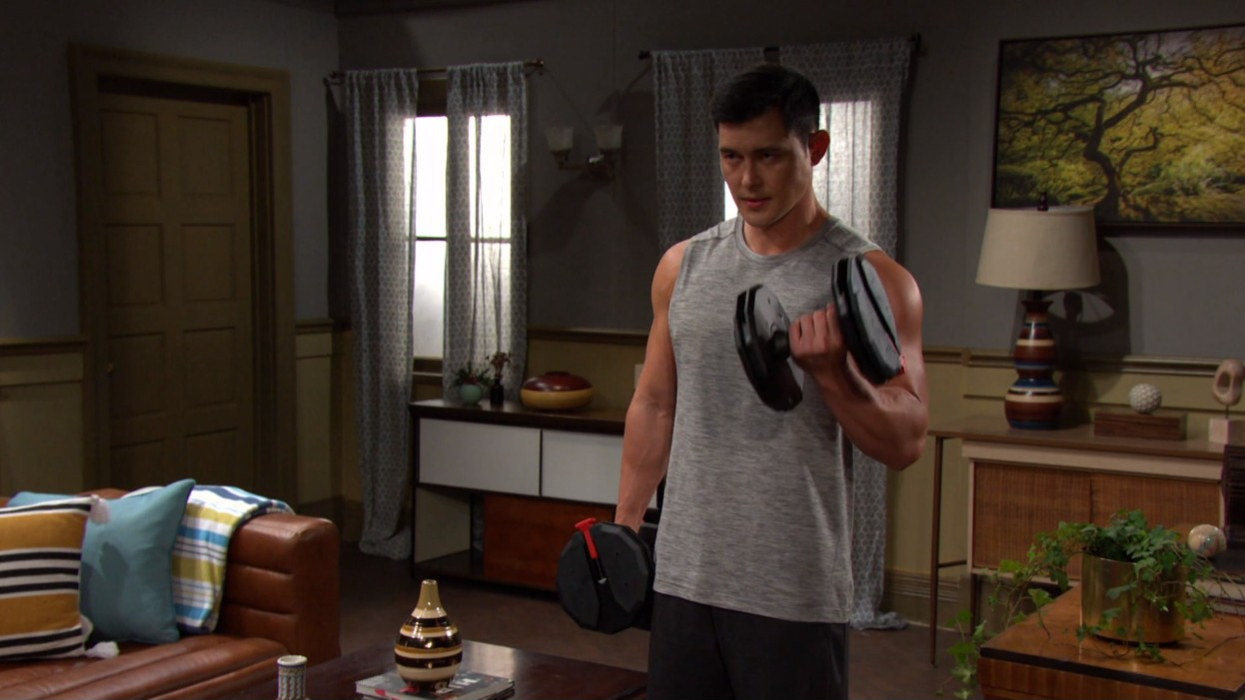 hot paul doing a work out in san francisco on days of our lives