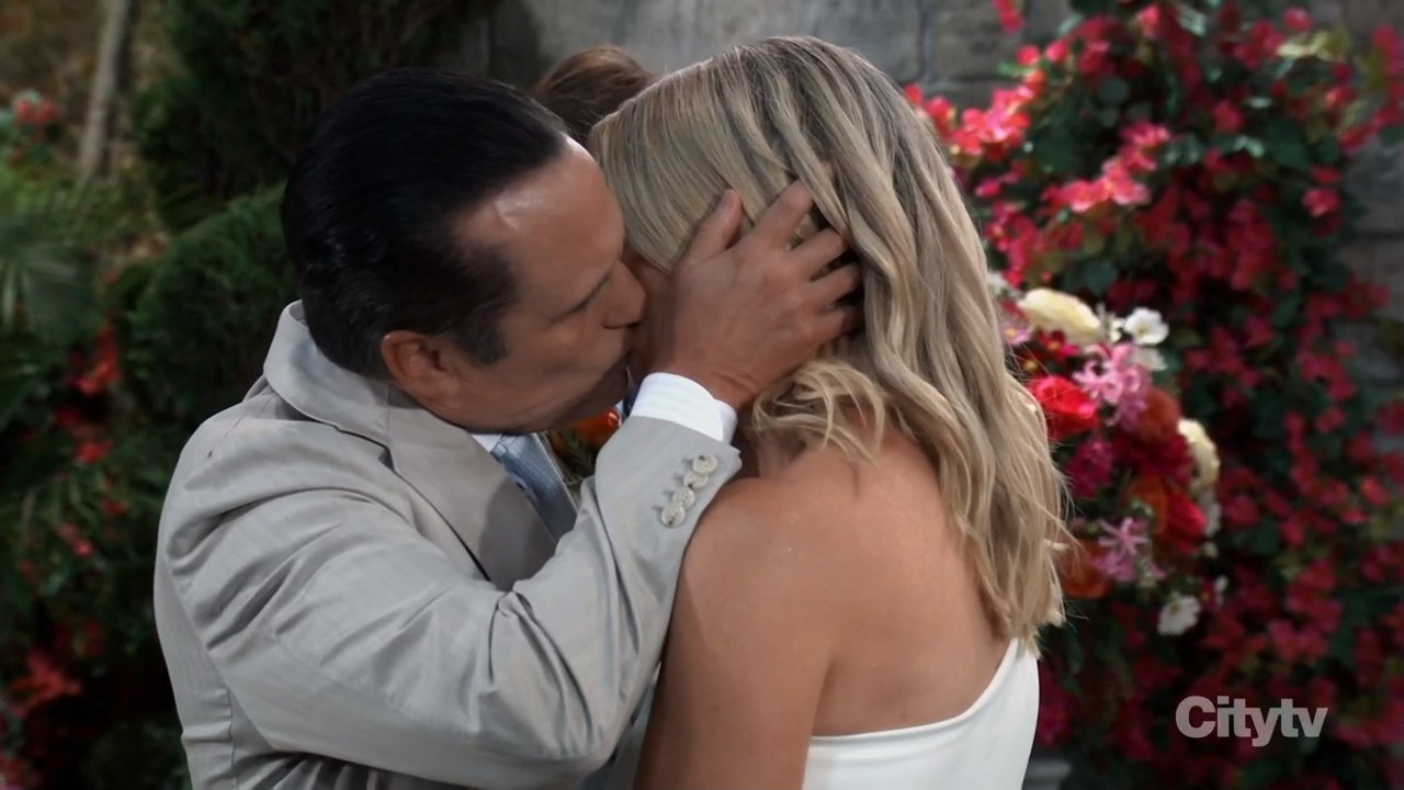 sonny and nina kiss at wedding
