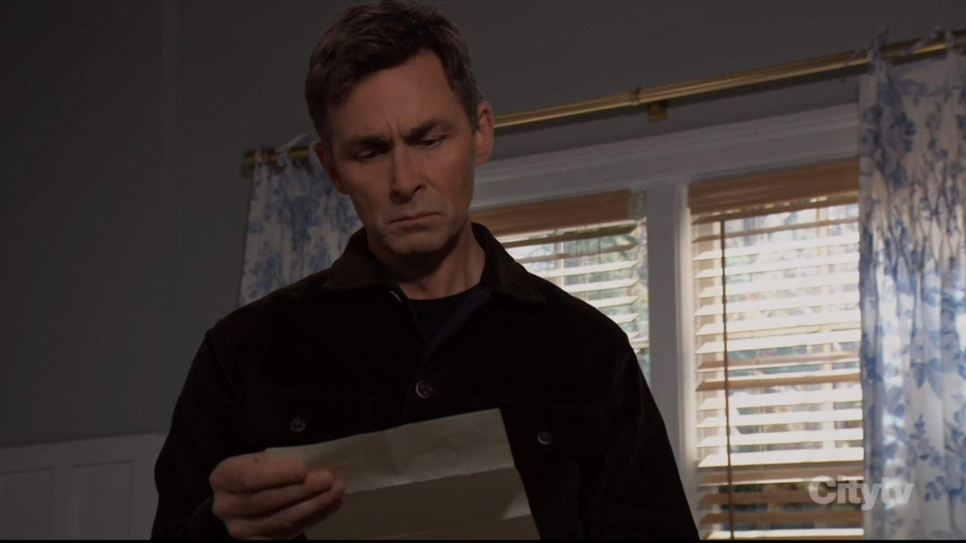 valentin reads victor's letter to charlotte