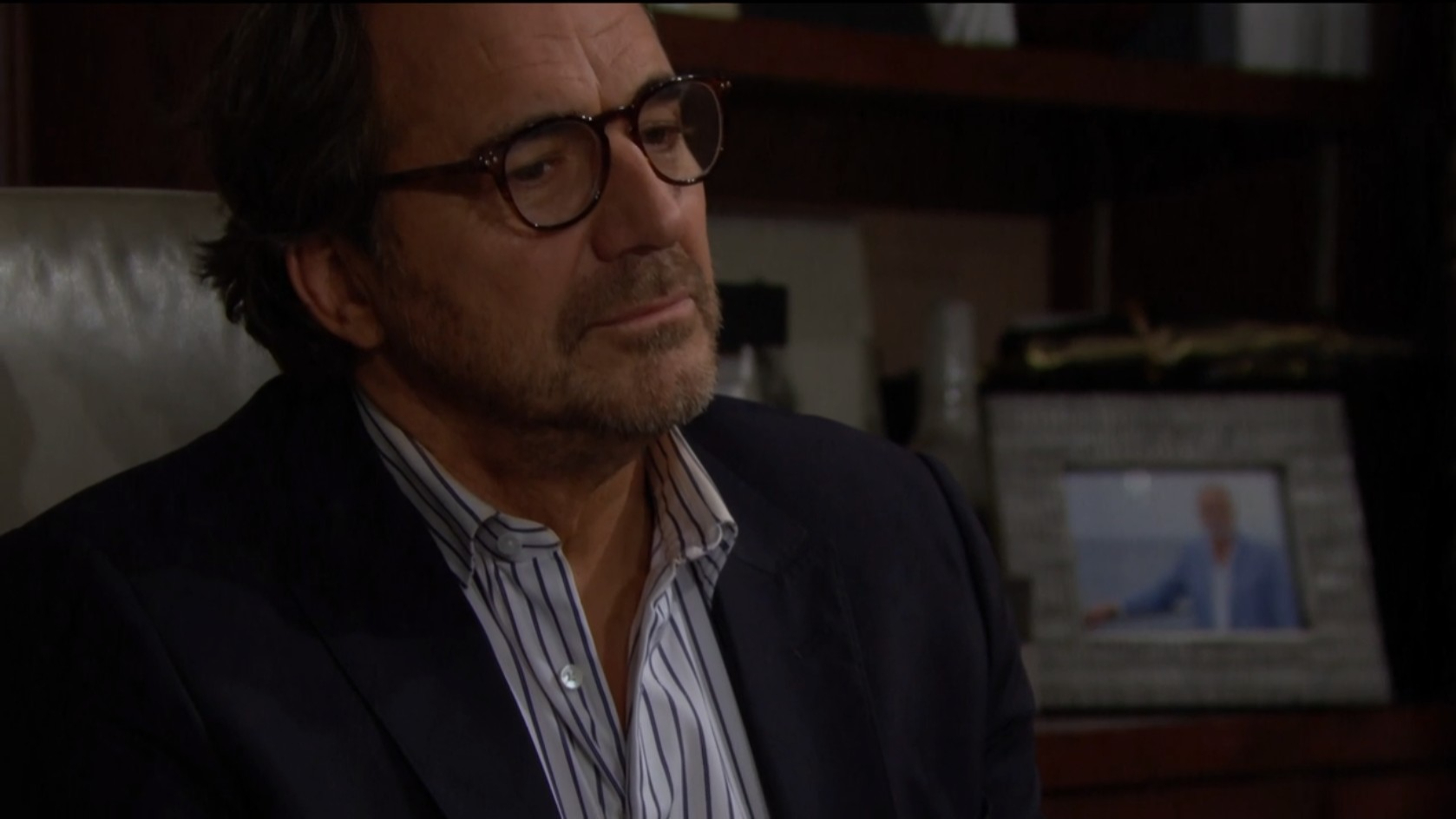 ridge decides to tell carter his dad is dying B&B